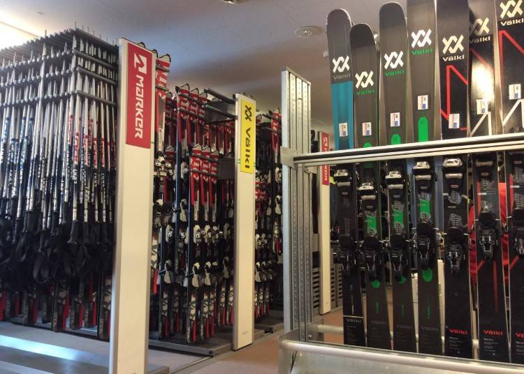 3. Sports Rent Ciao: The newest Niseko ski rental shop on the slopes