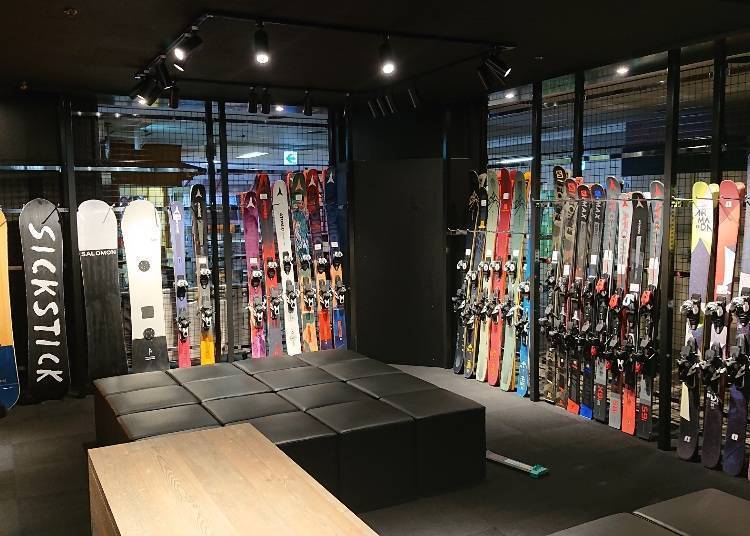 留寿都滑雪出租装备：出租商店讲究的装备齐全