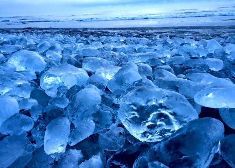 10. Hokkaido's Famous Jewelry Ice