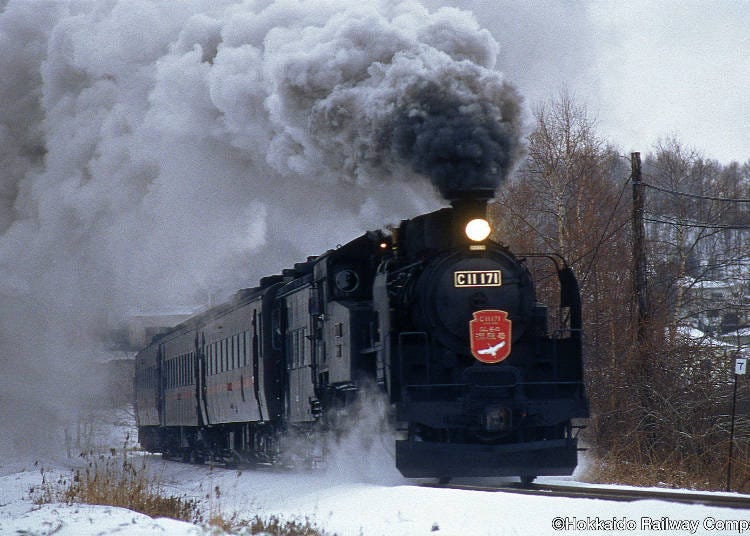 1．レトロな蒸気機関車「SL冬の湿原号」
