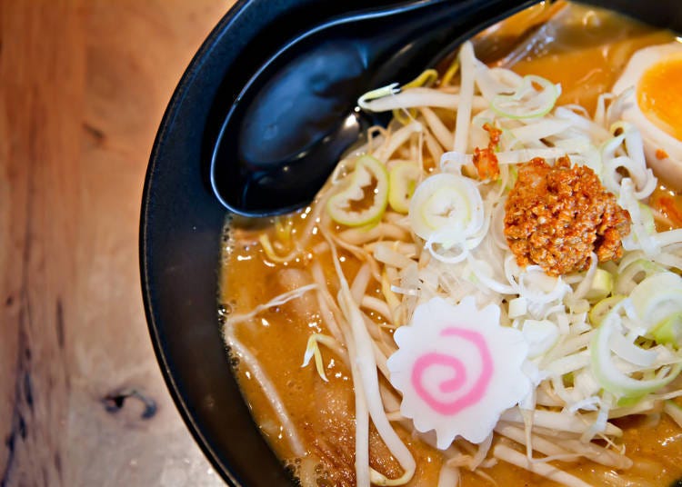 8. 추운 겨울에 따뜻한 삿포로 라멘을 먹자