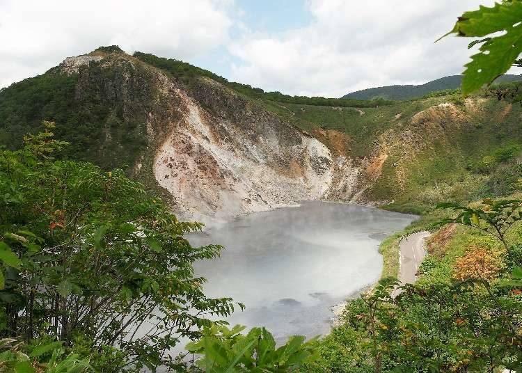 Noboribetsu Onsen Travel: 5 Best Things to Do in Japan's Famous Hot Springs Town!
