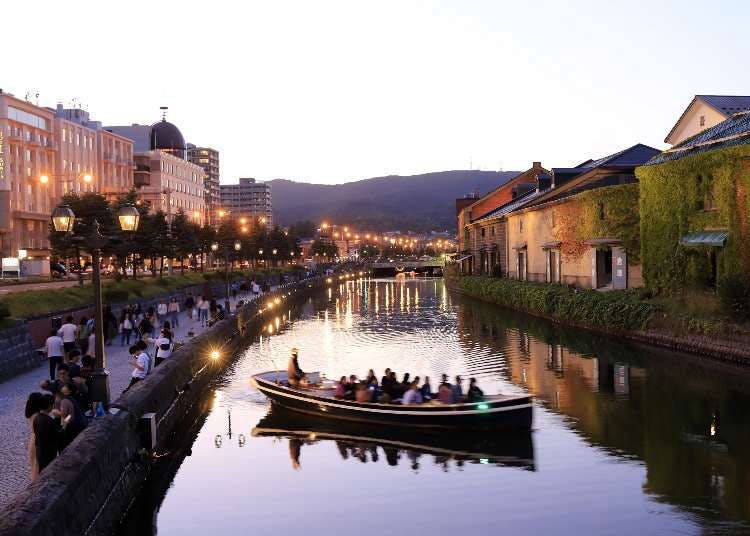 The Otaru Canal Cruise: Gorgeous Brick Buildings!