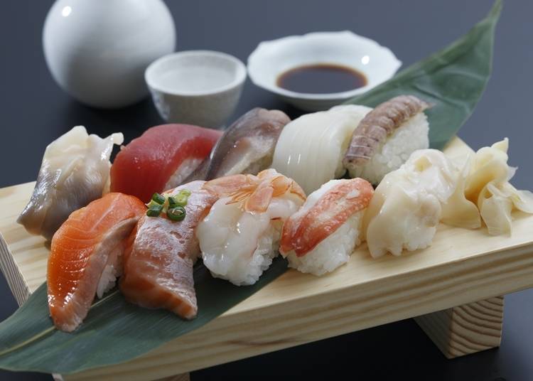 3. Sushi, seafood rice bowls (kaisendon)