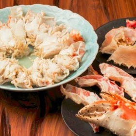 【米其林一星】 北海道活蟹料理 花開
▶點擊預約
圖片提供：Klook