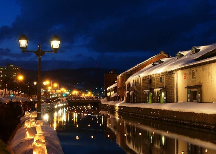 Asakusa Bridge Town Park is the best photo shooting spot on the Otaru Canal (Image courtesy of Otaru Tourism Association)