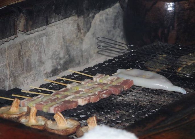 What is Robatayaki? Discover Japan's Ultimate Grilling Experience | LIVE  JAPAN travel guide