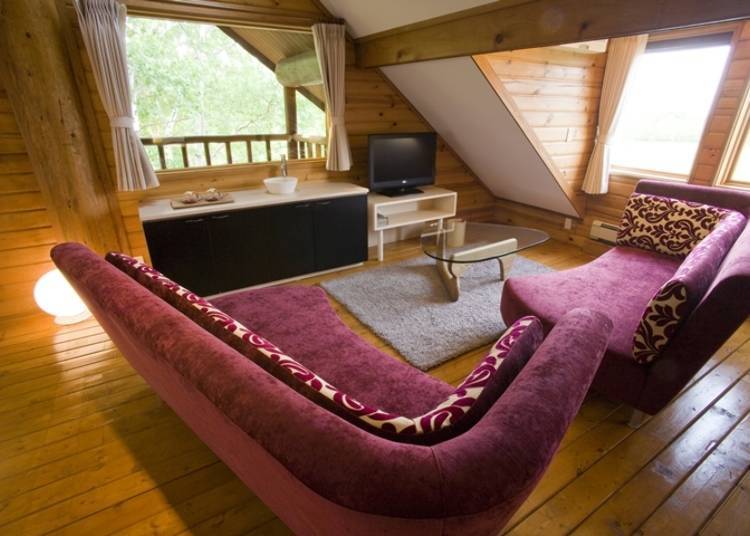 ▲可供4人住宿的「BERRY」房間，有兩張單人床和一張Queen Size雙人床（照片提供：屈斜路湖鶴雅休閒渡假飯店SoRa）