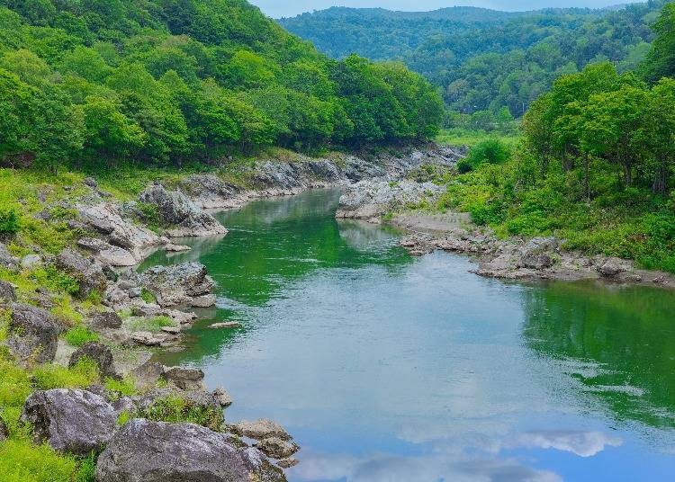 In the ancient Ainu language, "Kamuy Kotan" means "village of the gods".