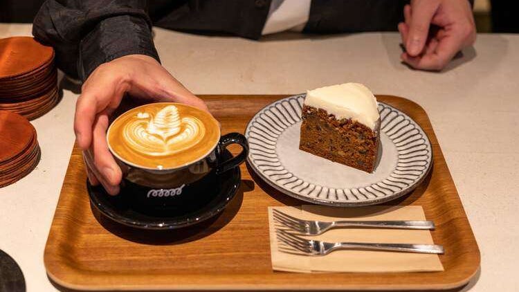 4 Cafes You Must Visit in Sapporo: Coffee & Sweets Paradise