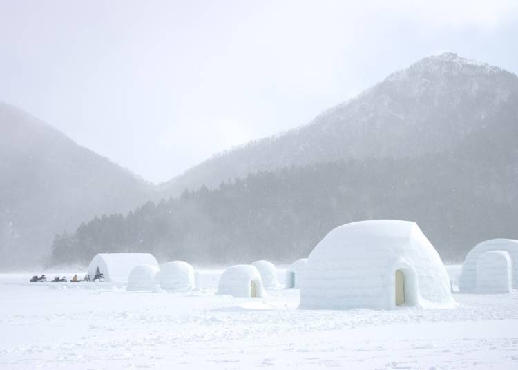 然別湖上的冰屋 (照片來源: PIXTA)