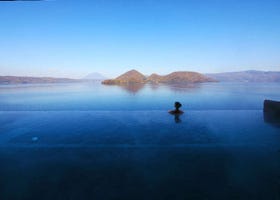 Toyako Onsen: Complete Guide to Hokkaido's Breathtaking Hot Springs (Access, Where to Stay, Events & More)