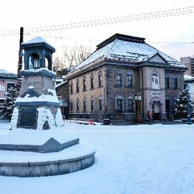 [雪季浪漫打卡点] 童话十字路口
图片来源：PIXTA
