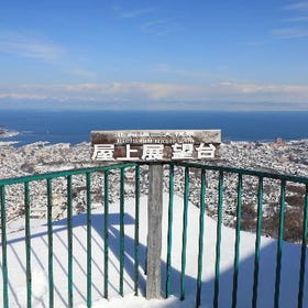 [北海道三大夜景] 小樽天狗山
图片来源：PIXTA