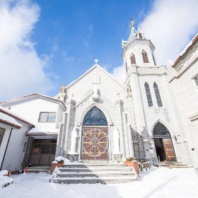[浪漫雪景教堂] 元町罗马天主教堂
图片来源：PIXTA