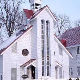 札幌羊之丘觀景台 克拉克教堂與札幌雪祭資料館
圖片來源：PIXTA