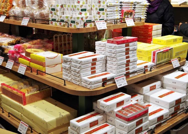 The number one spot for Hokkaido souvenirs! (And regular goods, too!)