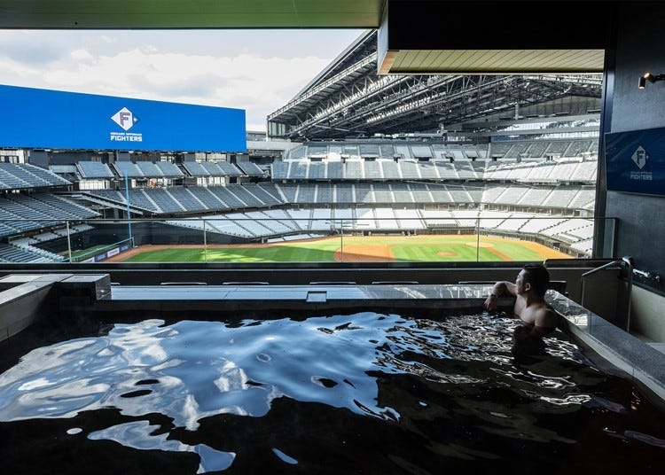 北海道新景點「HOKKAIDO BALLPARK F VILLAGE」！邊看球賽邊泡三溫暖超享受～