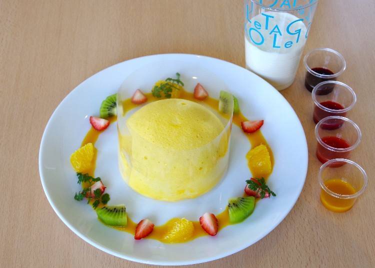 The airy Fromage Soufflé's base, along with Hokkaido cream cheese and more, is served separately.