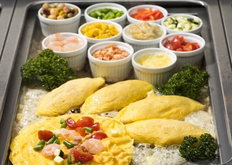 The omelette can be customized with a selection of up to 10 different ingredients, and three types of sauces.
