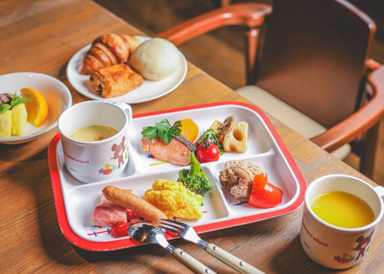 ▲有小朋友的餐盤、杯子，還有不少適合小朋友的料理
