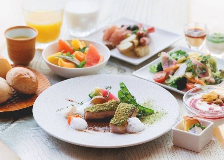 ▲知床雞香草麵包粉烤～雪莉醋醬汁～