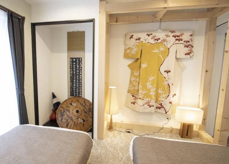 ▲「Room5」的臥室裡展示著和服等純和風物品（圖片提供：klook）