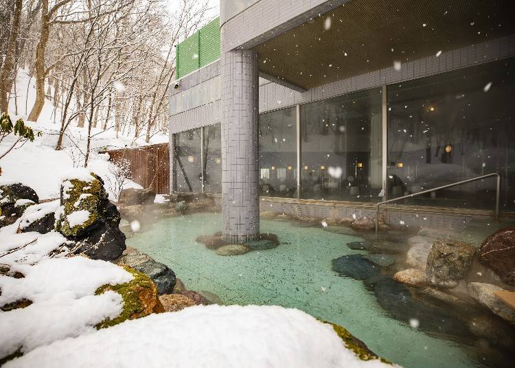 Enjoy an open-air bath while admiring the snow at the Otaru Asari Classe Hotel.