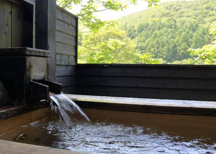 Winkel Village boasts an outdoor hot spring within the guest room itself. This unique feature allows guests to relax in their own exclusive hot spring until it’s time to check-out!