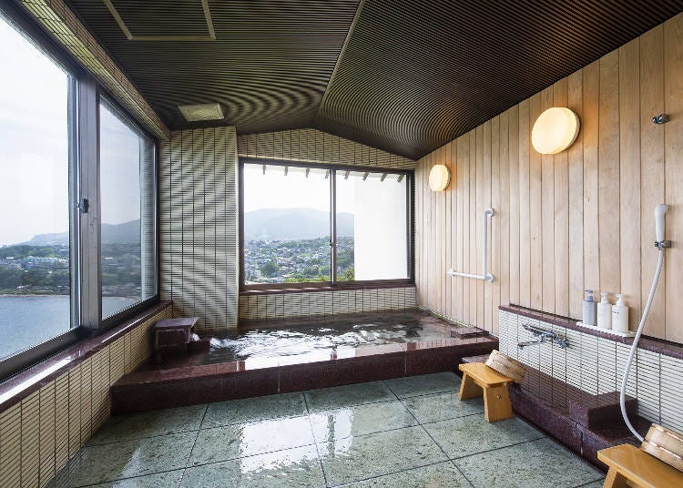 In-house bath in a Japanese-style room in the new annex, overlooking the port of Otaru.