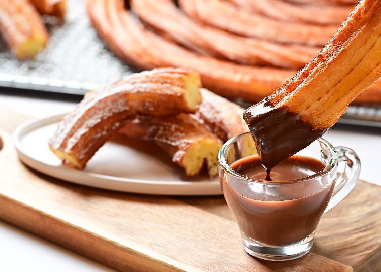 The decadent chocolate sauce strikes the perfect balance of sweetness, making it easy to enjoy!