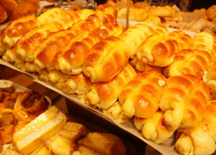 If this is your first visit to Donguri, the Chikuwa Bread is a must-try! (Photo credit: Donguri)