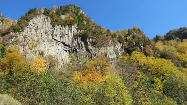 Enjoy Autumn Hues in Japan's Wild Frontier: Two-Day Road Trip Itinerary for Mount Daisetsu and Asahikawa (Hokkaido)