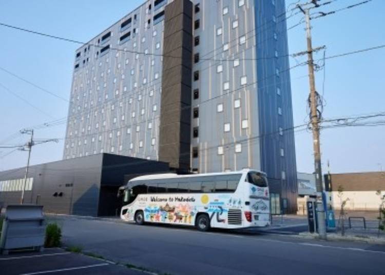OMO5 Hakodate by Hoshino Resorts offers a free shuttle bus service for guests.