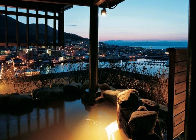 ▲ホテル最上階にある温泉大浴場からは入浴しながらベイエリアの眺望を楽しめます