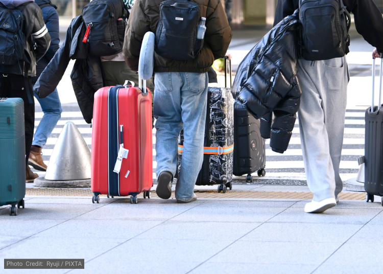 Travel Light: Send Your Large Suitcase Ahead with Luggage Delivery Services