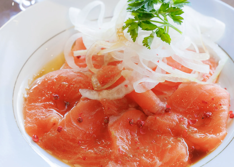 ▲Donald Salmon Carpaccio: 900 yen