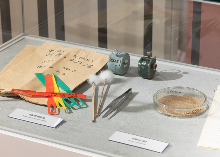 ▲走廊博物館展示著珍貴的歷史資料