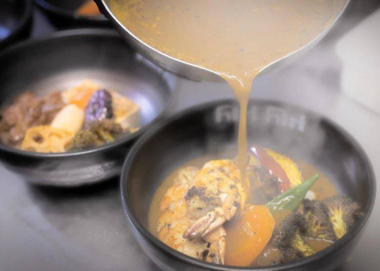 The soup is characterized by the pleasant acidity of tomato.