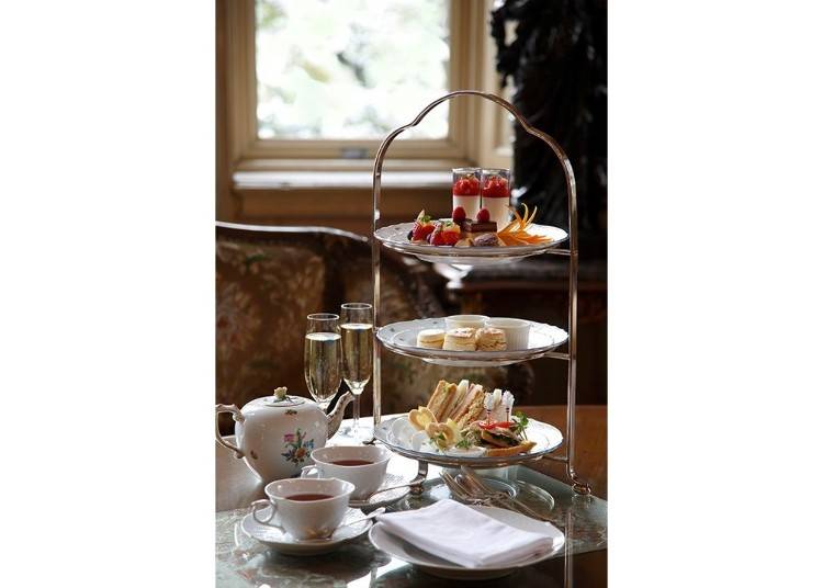 ▲The Afternoon Tea Set 4,000 yen (excluding tax) (*Photo shows a service for two. Non-guests are also welcome.)