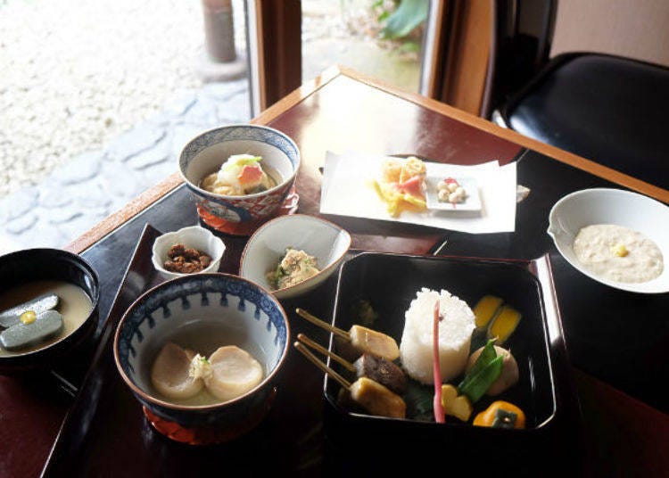 ▲All together there were 11 types of fu and yuba dishes that also came with rice and pickles. Everything but the rice and vegetables were made with fu or yuba.