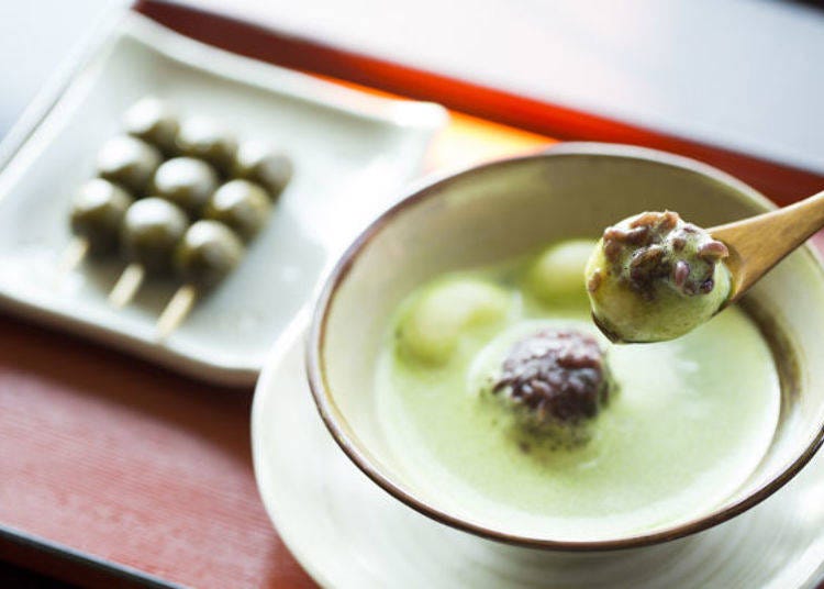 ▲Matcha zenzai (served cold) and cha-dango (tea rice dumpling) set ‘Sawarabi Set’ 900 yen (tax included)