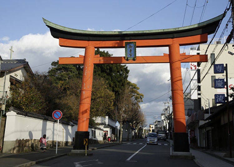 京都伏見歷史、品酒一日遊①抵達車站後，首先先來參拜一下「御香宮神社」