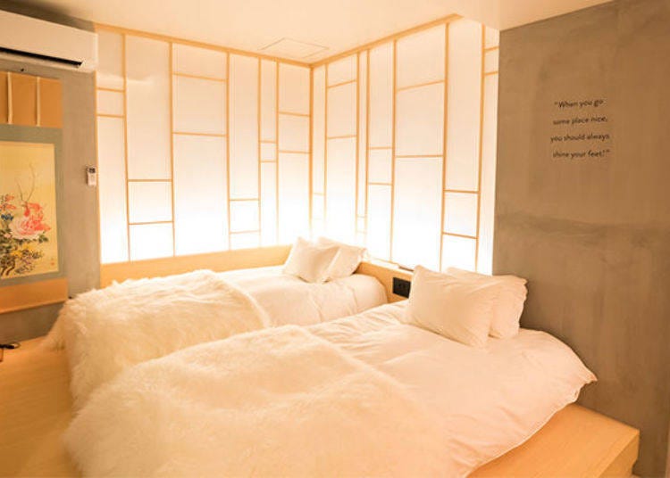 ▲This is the best room in Peanuts Hotel Kobe to unwind and relax.  It looks like you can really sleep soundly by wrapping yourself up in these pure white futons.