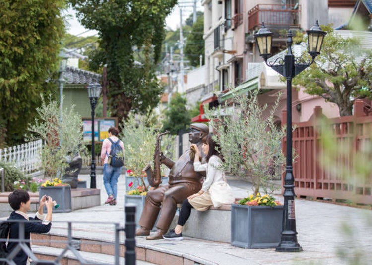 ▲Bronze statue at Kitano-cho Plaza