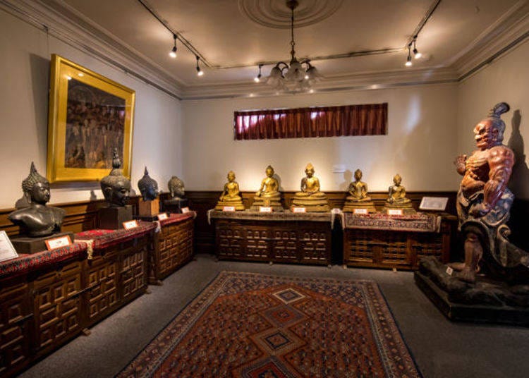 ▲On the second floor, precious Buddhist images from Gandhara and Thailand are enshrined