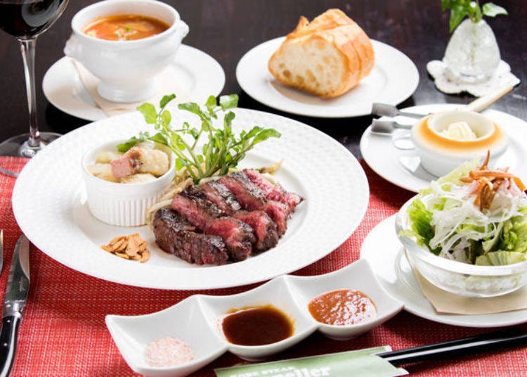 ▲Kobe Steak S Lunch (100 g) 3,000 yen. Add 500 yen for a set of soup, salad, rice or bread (tax included)
