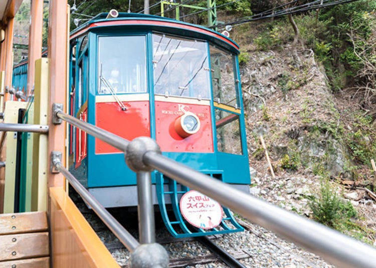▲Going up the mountain you are certain to pass the other type! This is the Classic Type.