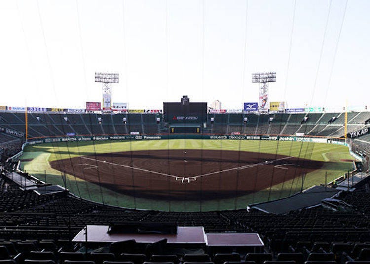 ▲View from behind the home plate. It became the home for the Hanshin Tigers after the war