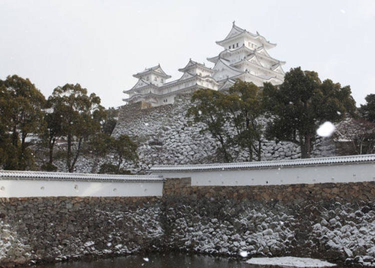 ▲ Himeji Castle in winter (photo provided by Himeji City)
